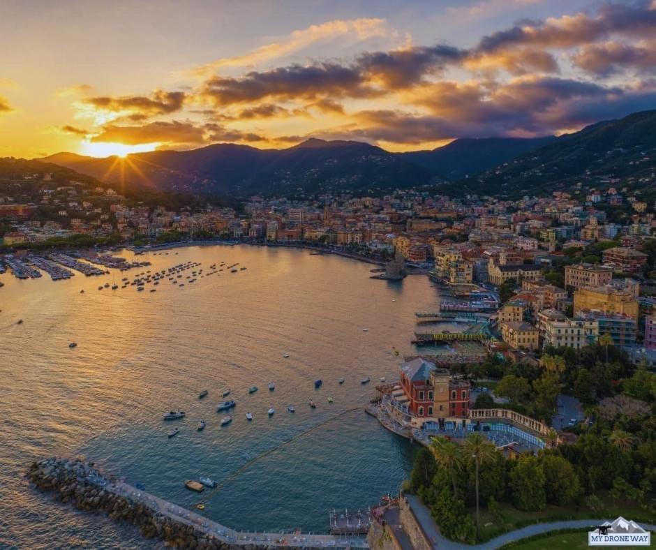 Appartamento Casa Vittoria Rapallo Esterno foto